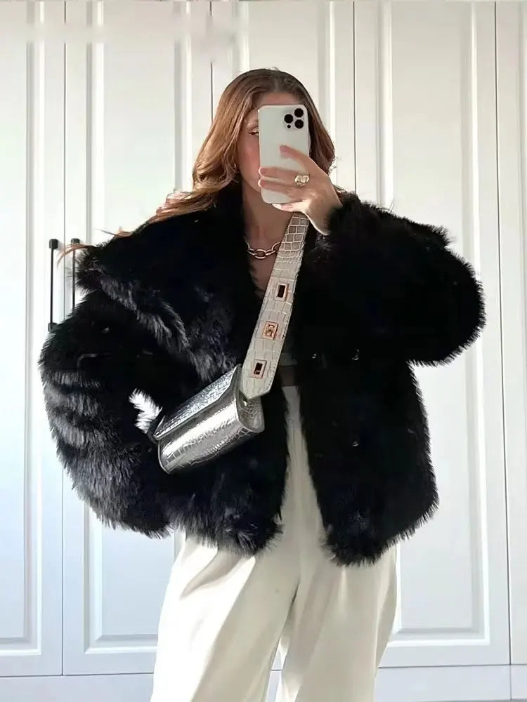 Women’s Faux Fur Coat
 معطف نسائي من الفرو