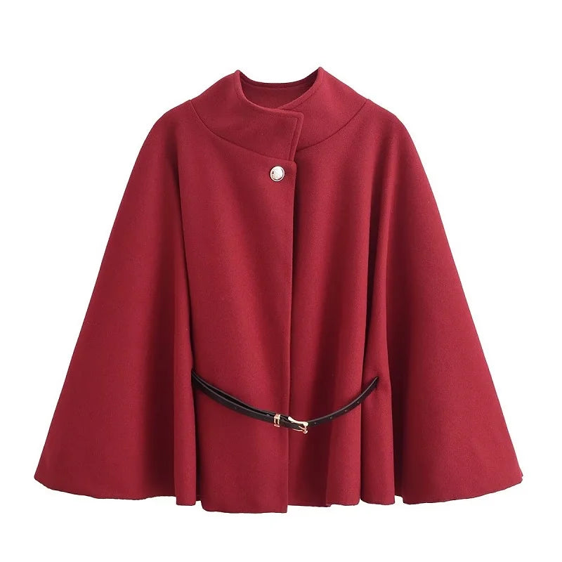 TROVE Coat - Discover the Luxury of Warmth
معطف تروفيه - اكتشفي فخامة الدفء