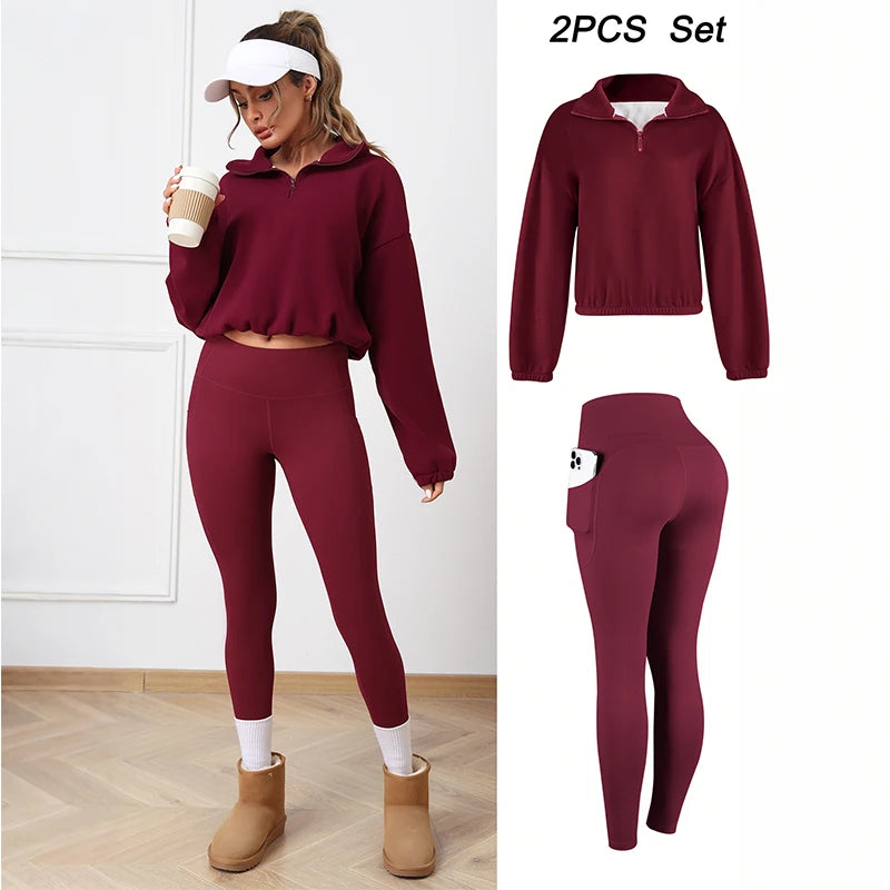 Elegant women’s sportswear with soft, flexible fabric — perfect for the gym or everyday wear.