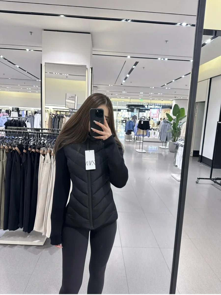 Elevate your look with this refined jacket, blending elegance and comfort in perfect harmony. Its soft, premium fabric offers warmth and a graceful feminine touch, making it ideal for sophisticated daily wear or stylish trave